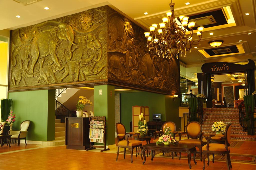 Chour Palace Hotel Мае Сай Екстериор снимка