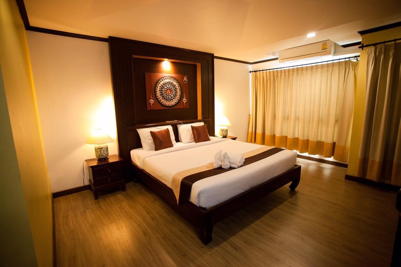 Chour Palace Hotel Мае Сай Екстериор снимка