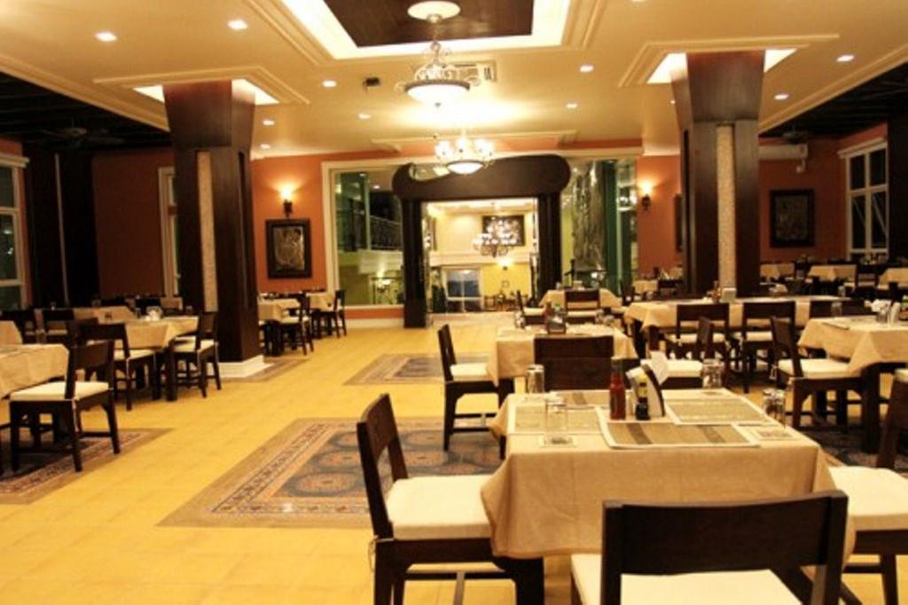 Chour Palace Hotel Мае Сай Екстериор снимка